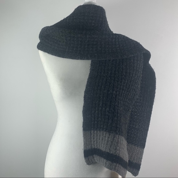 Roots Accessories - Roots Canada Gray Cabin Collection Scarf